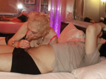 imagen La nonna di 88 anni fa sesso con il nipote